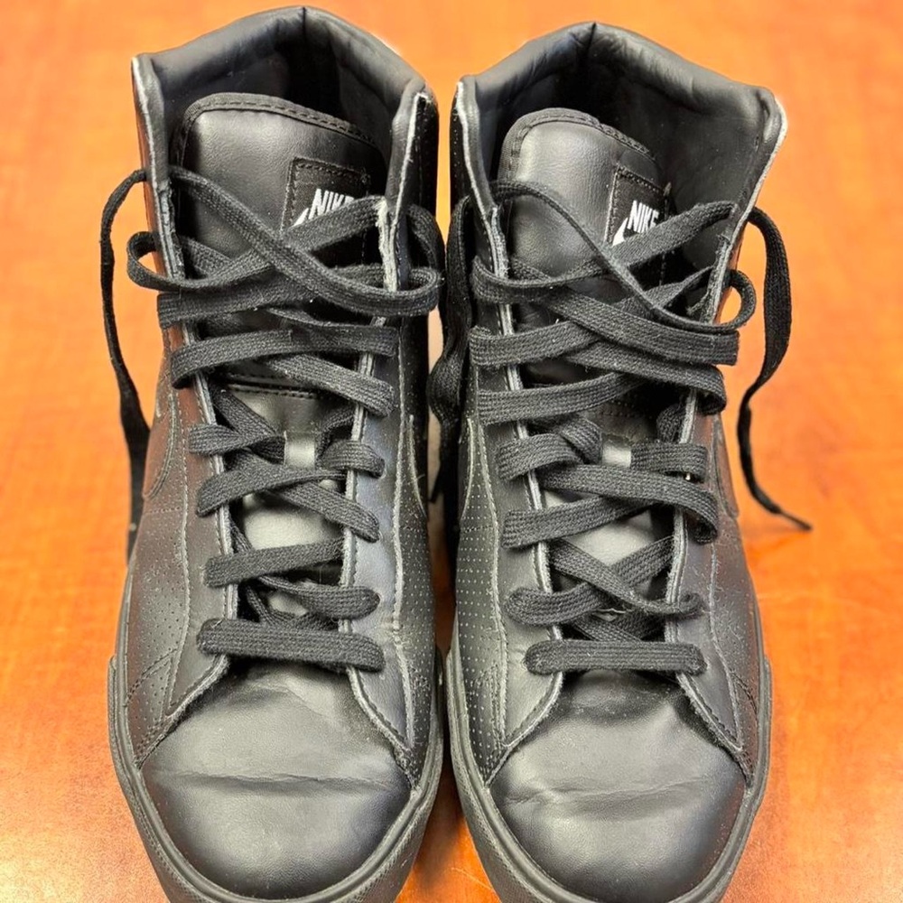 Men's NIKE Black High-Top Sneakers